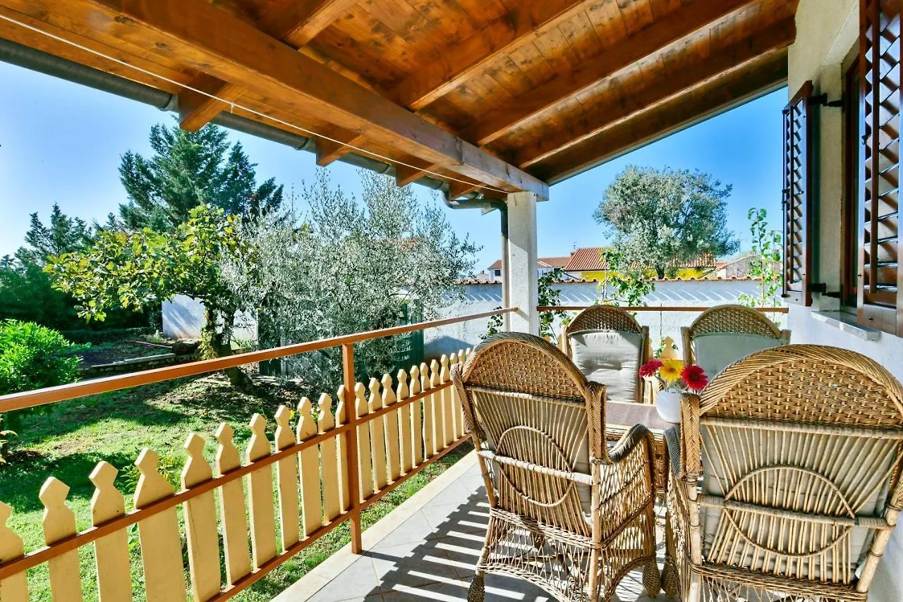 Adriatico Bungalow 포레치 크로아티아