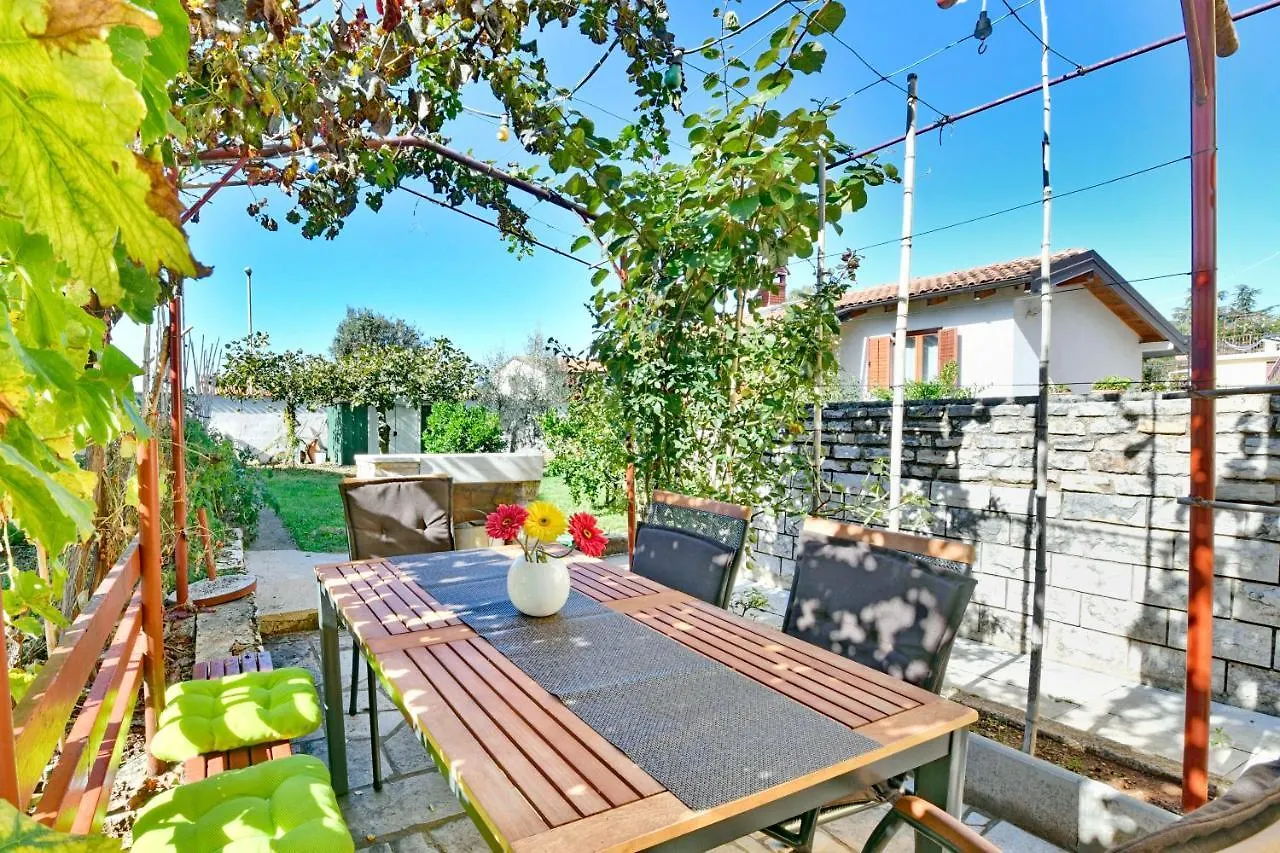 Adriatico Bungalow 포레치 크로아티아
